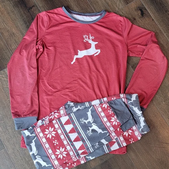 Kids Christmas Pajamas - Picture 4 of 4